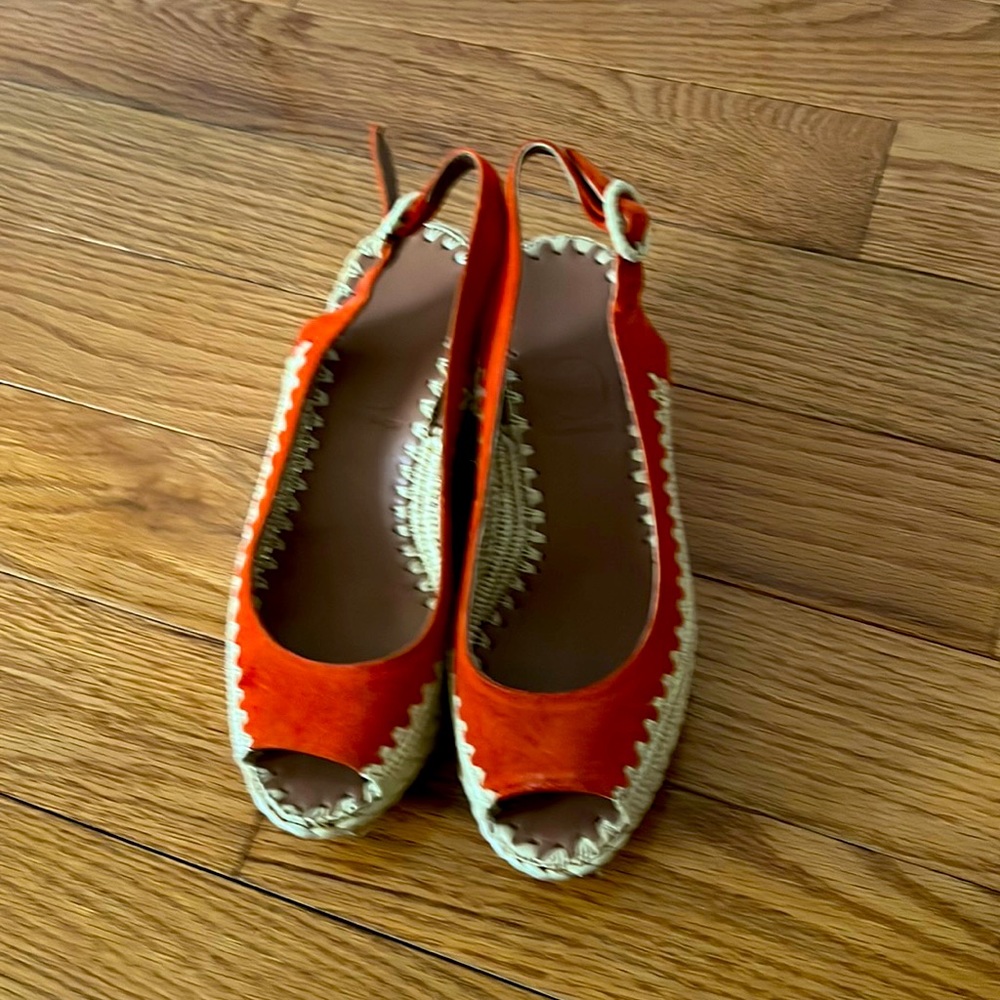Troy Burch sandle size 6